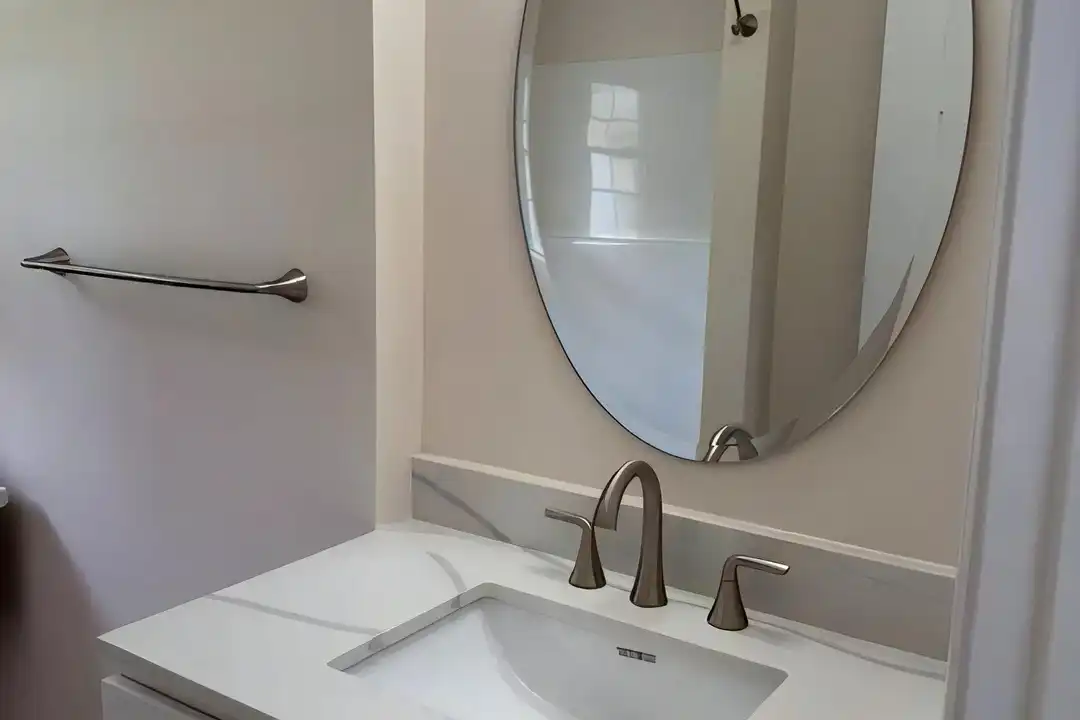 2100 Woodland Ave - View 6