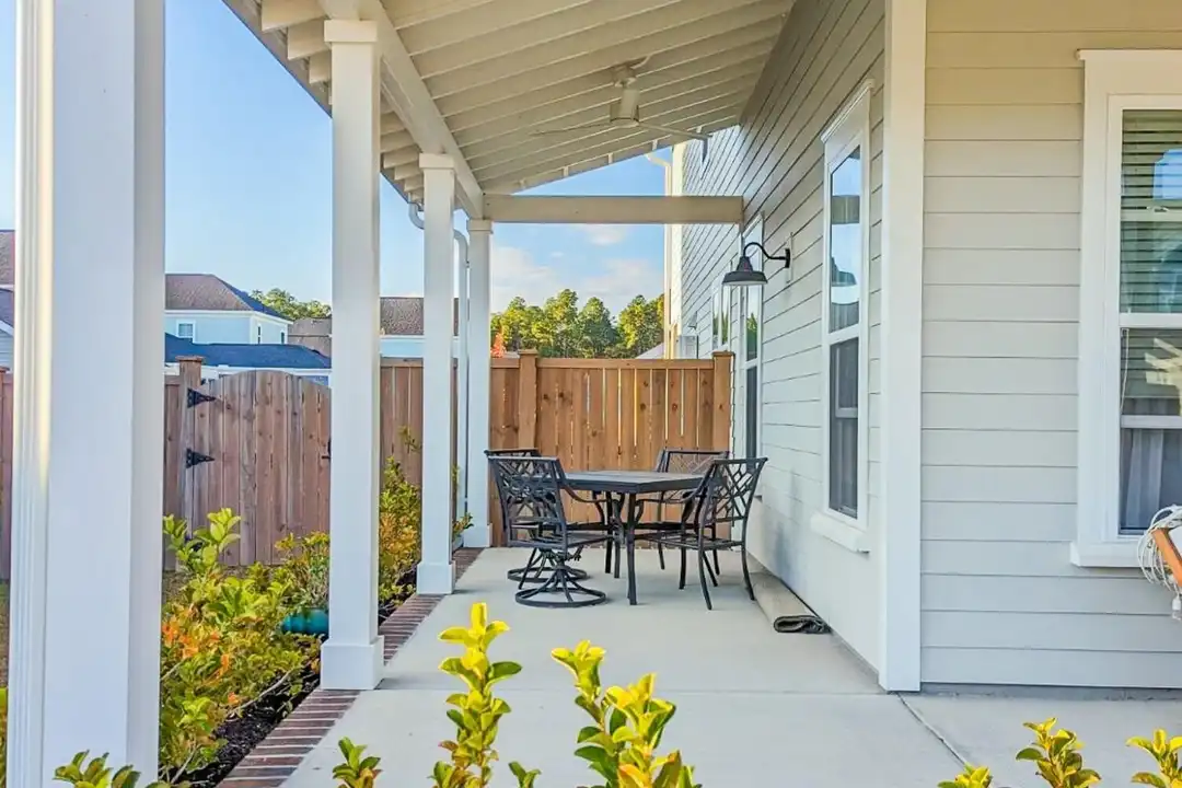 286 Great Lawn Dr - View 3