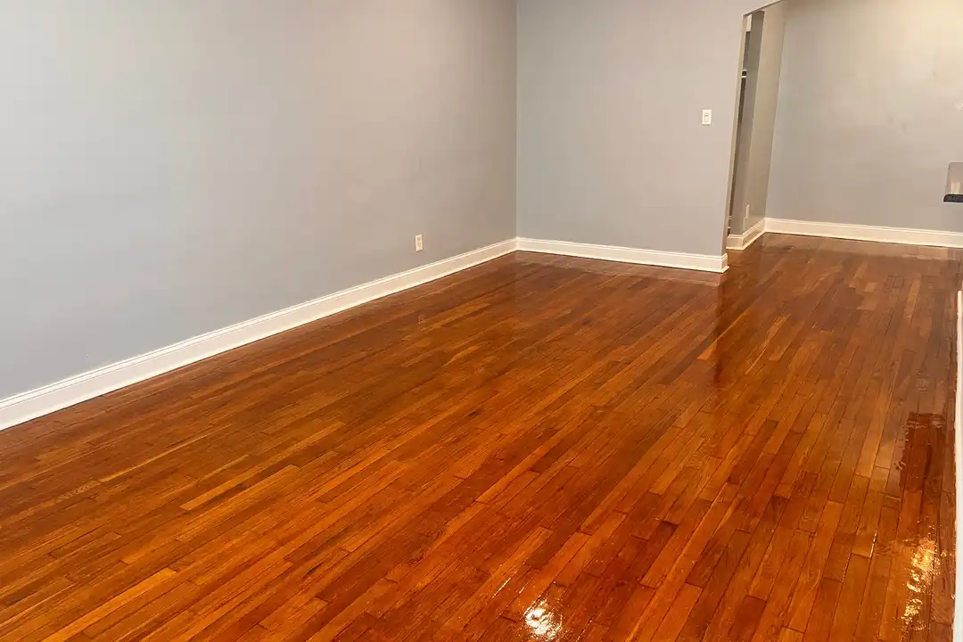 33 S Munn Ave unit 2E – photo 1 of 4