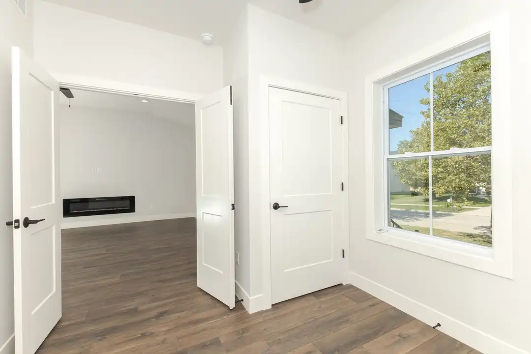 1613 Belclare Rd - More
