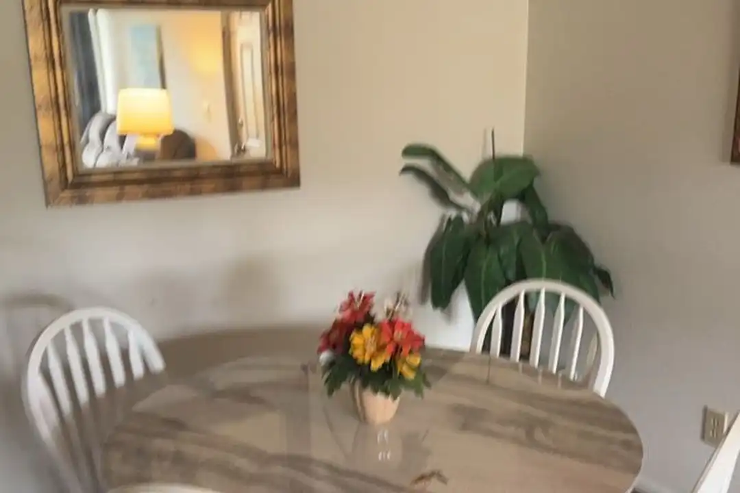 993 Sonesta Ave NE unit # A-103 - View 5