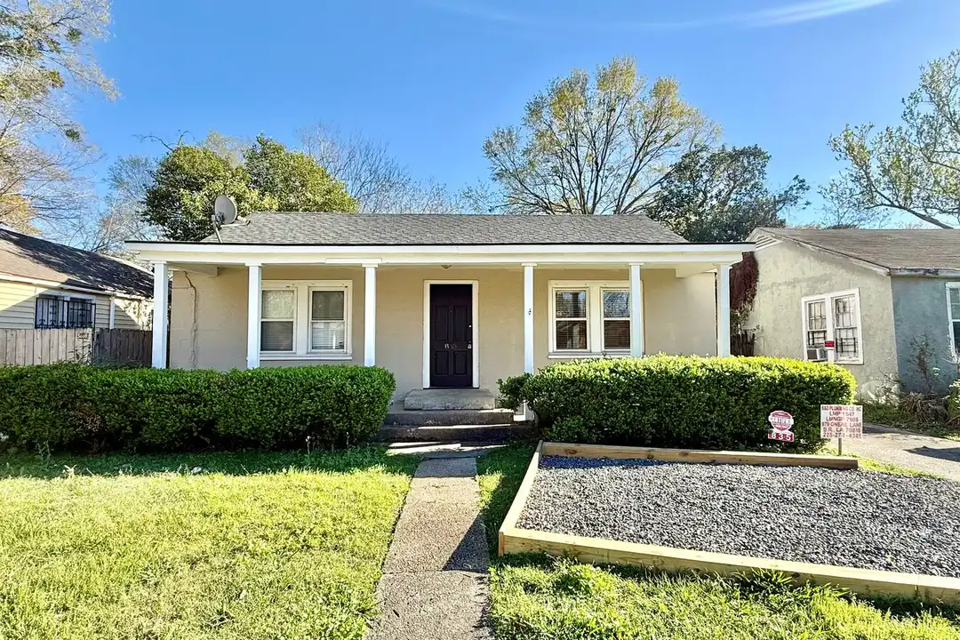 835 Iris St – photo 1