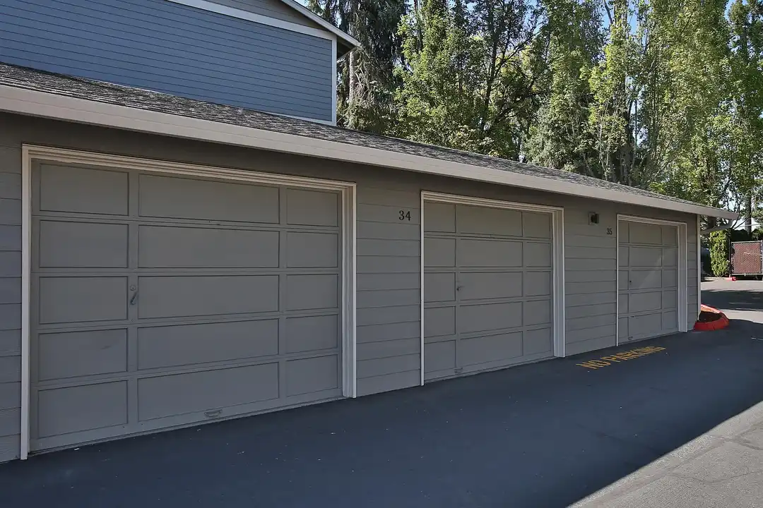 Highland Hills Apartments - View 5