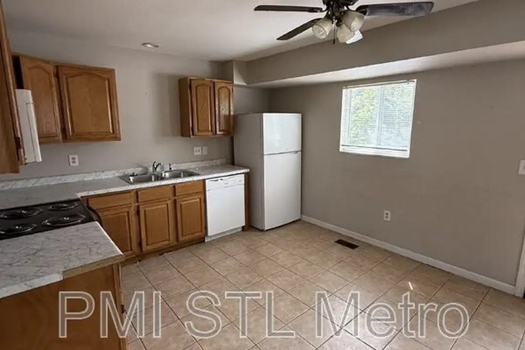 10515 Renfrew Dr - View 3