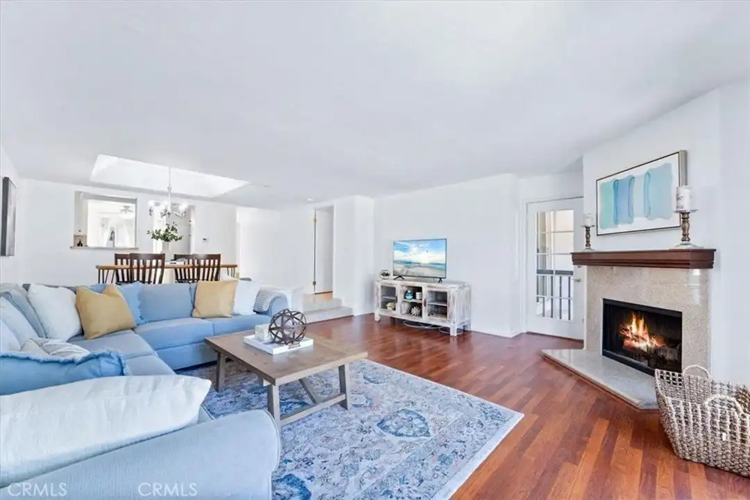 23454 Coso #175 - View 4