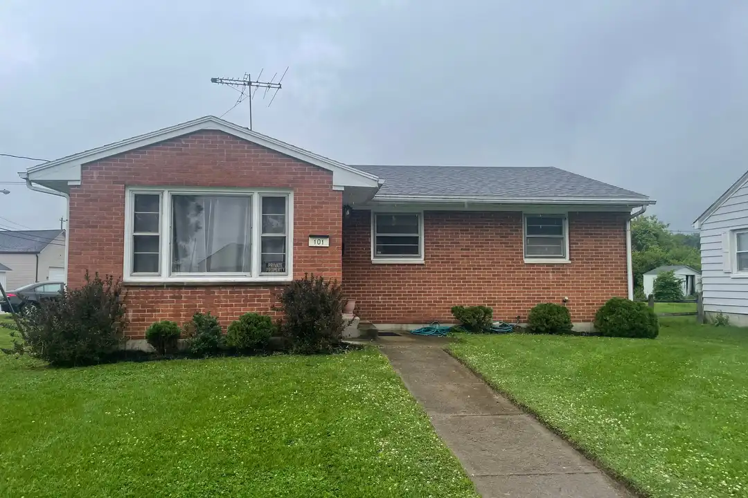 101 Keith Ave – photo 1 of 10