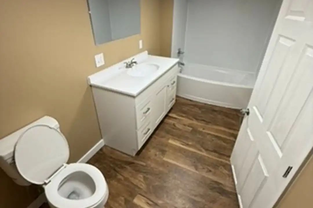 1904 Rayburn Ave - View 5