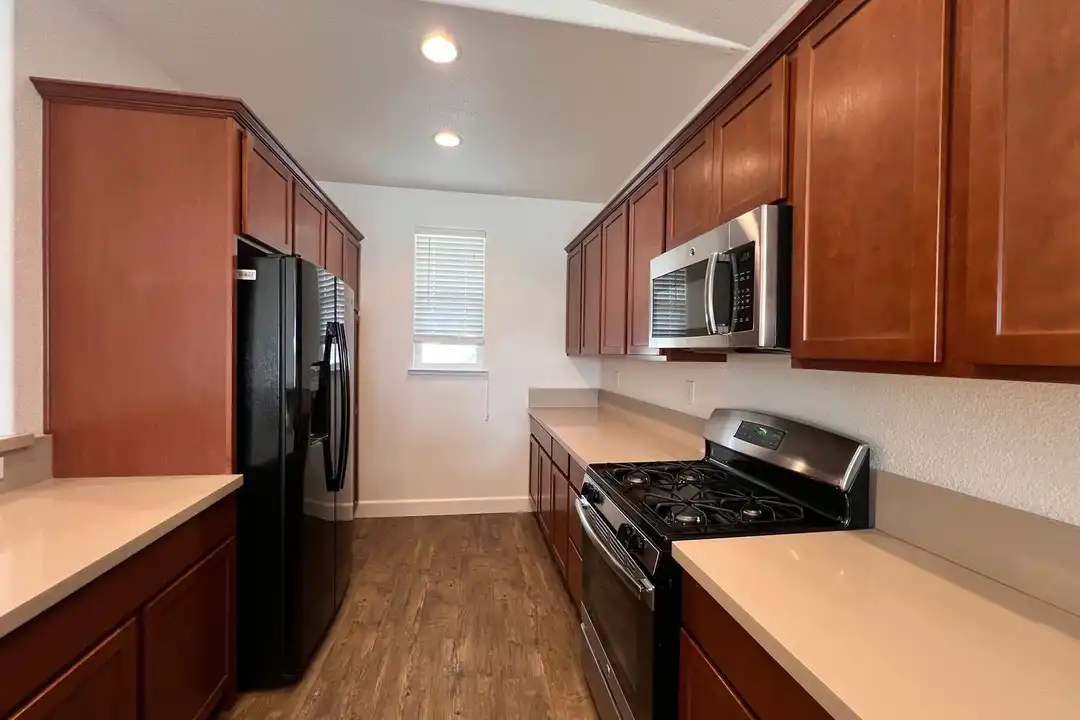 1907 Canal Dr - View 5
