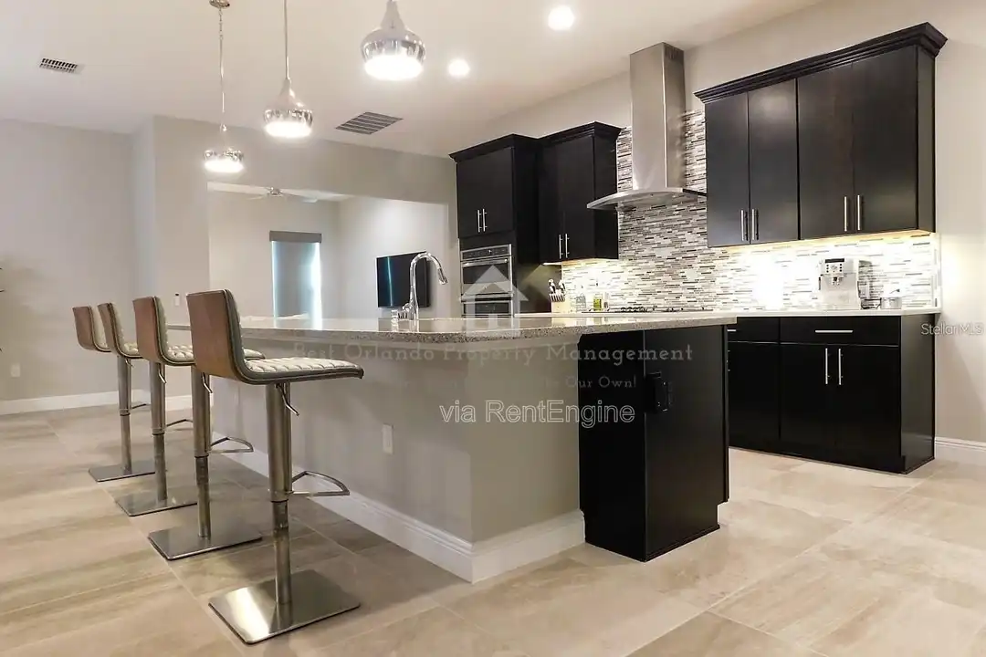 15532 Sweet Orange Ave - More