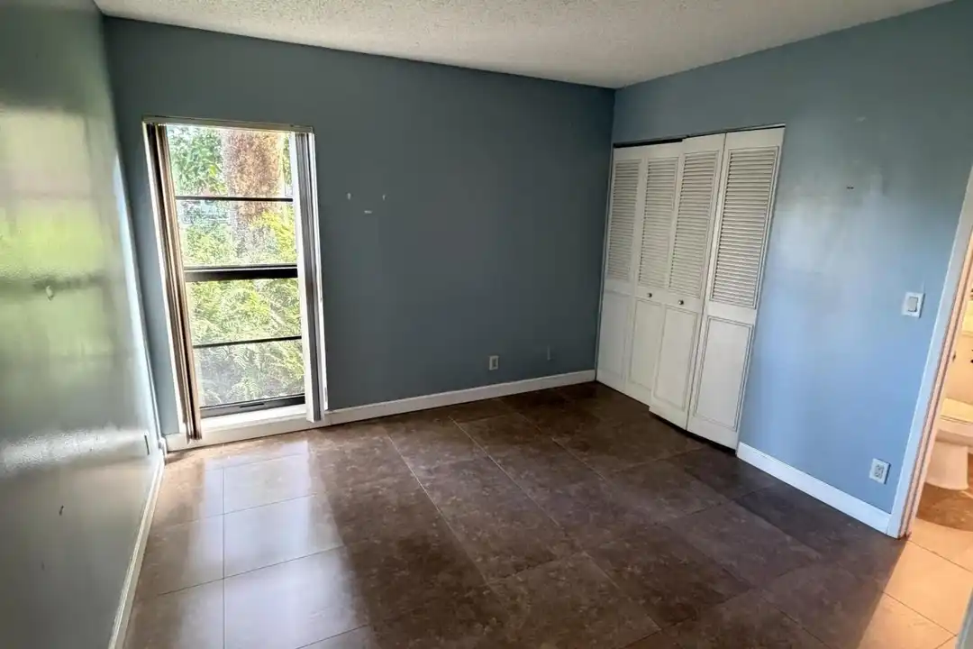 2202 S Cypress Bend Dr #101 - More