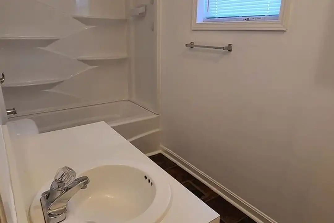 91 Boats Ln - View 6