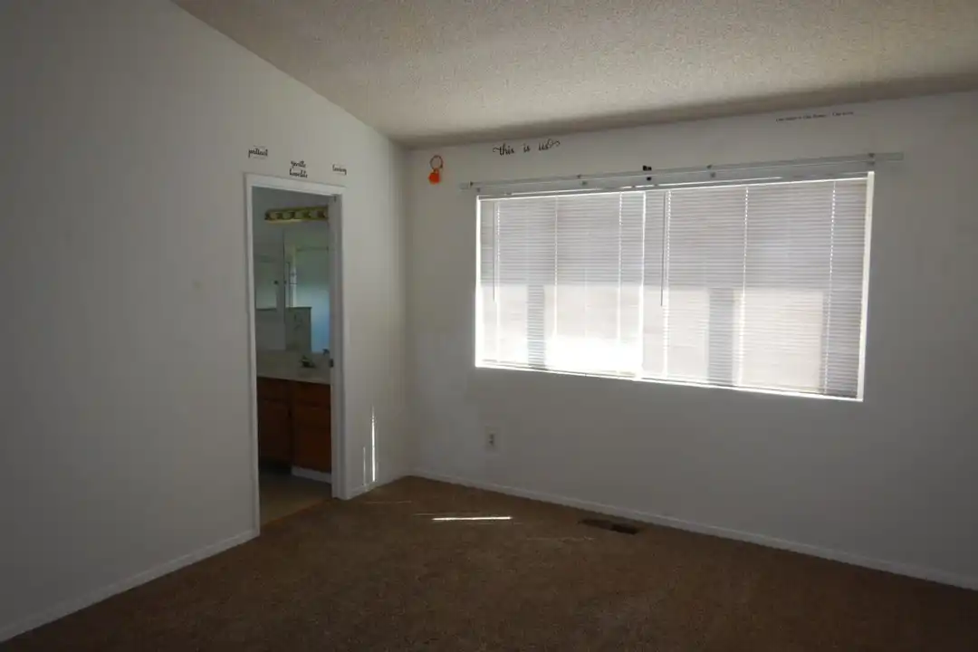 8750 Sopwith Blvd - View 4