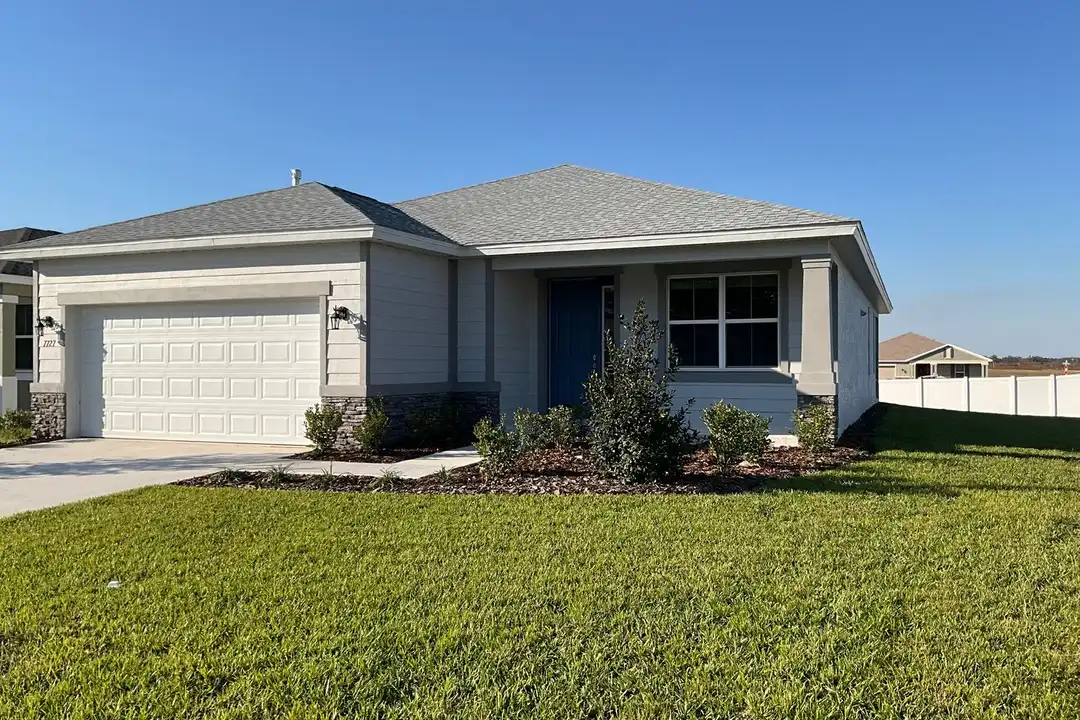 7727 SW 57th Pl - View 2