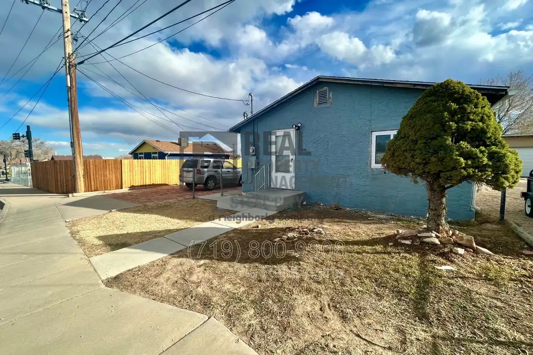 2802 Lakeview Ave - View 2