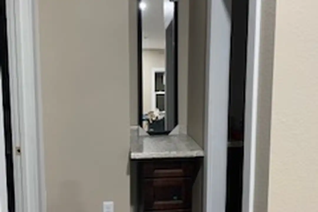 1420 Dayton St unit B - View 6