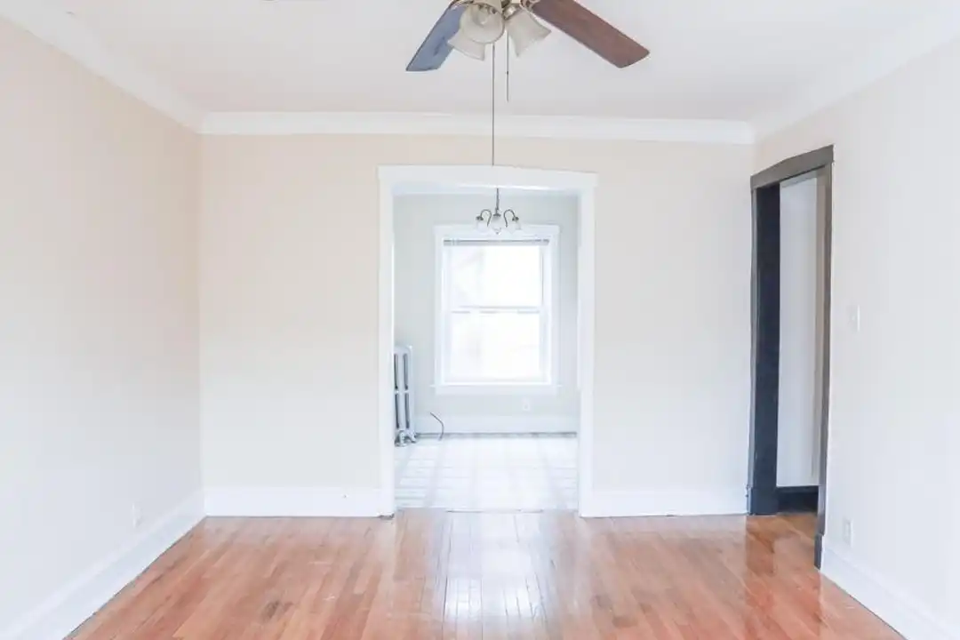 Apartment in Chicago - View 2