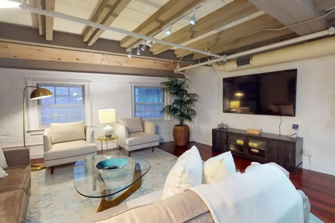 15 Union St – photo 1