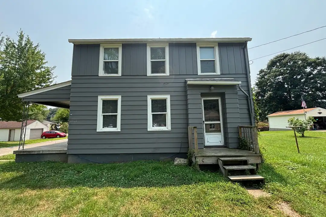 1060 Sugar Grove Rd SE – photo 1