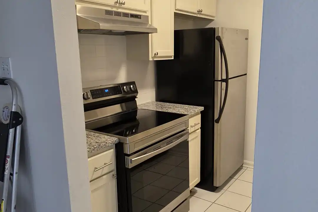 16023 Derby Ave – photo 1