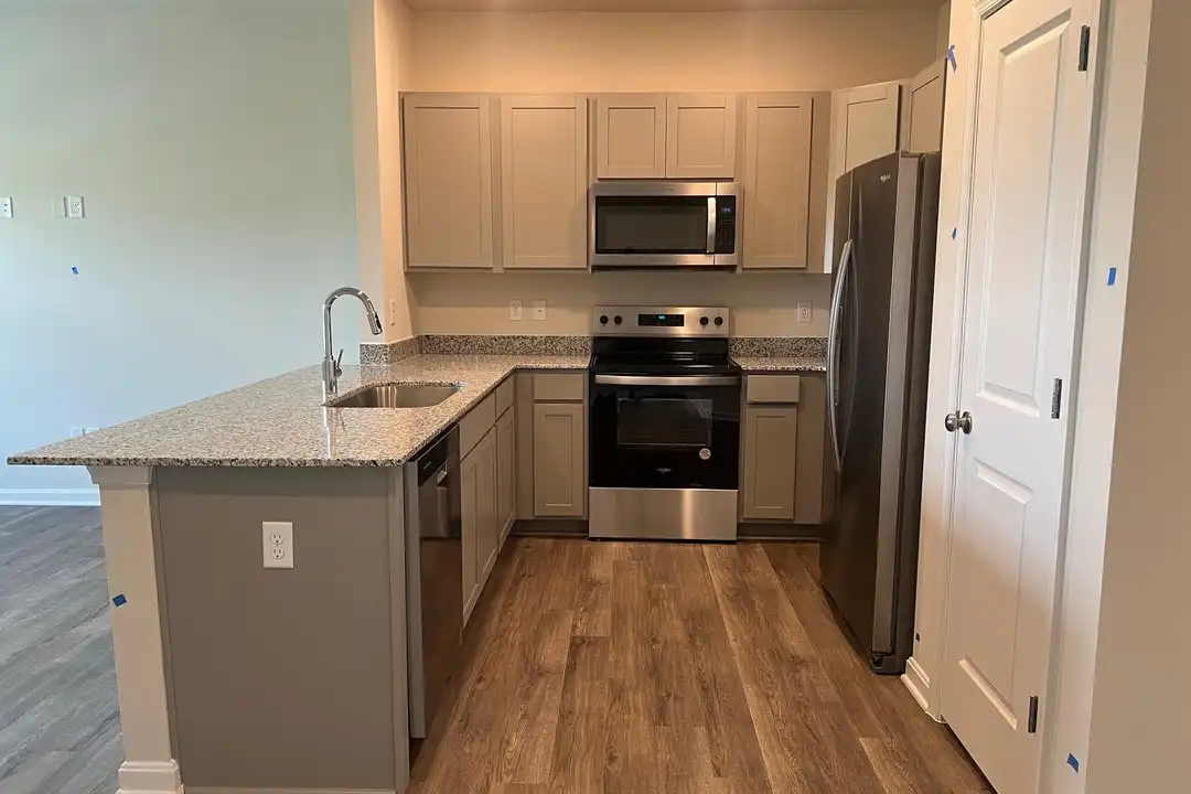Apartment in Stephens City - View 3