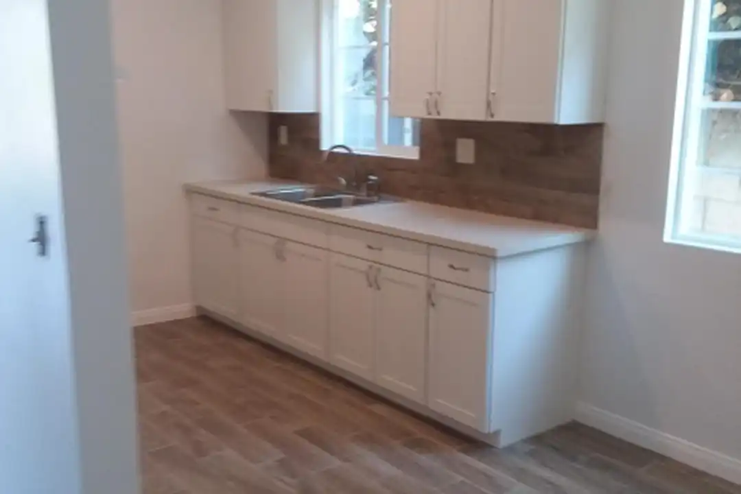 641 Hardin Dr unit 2 - View 3