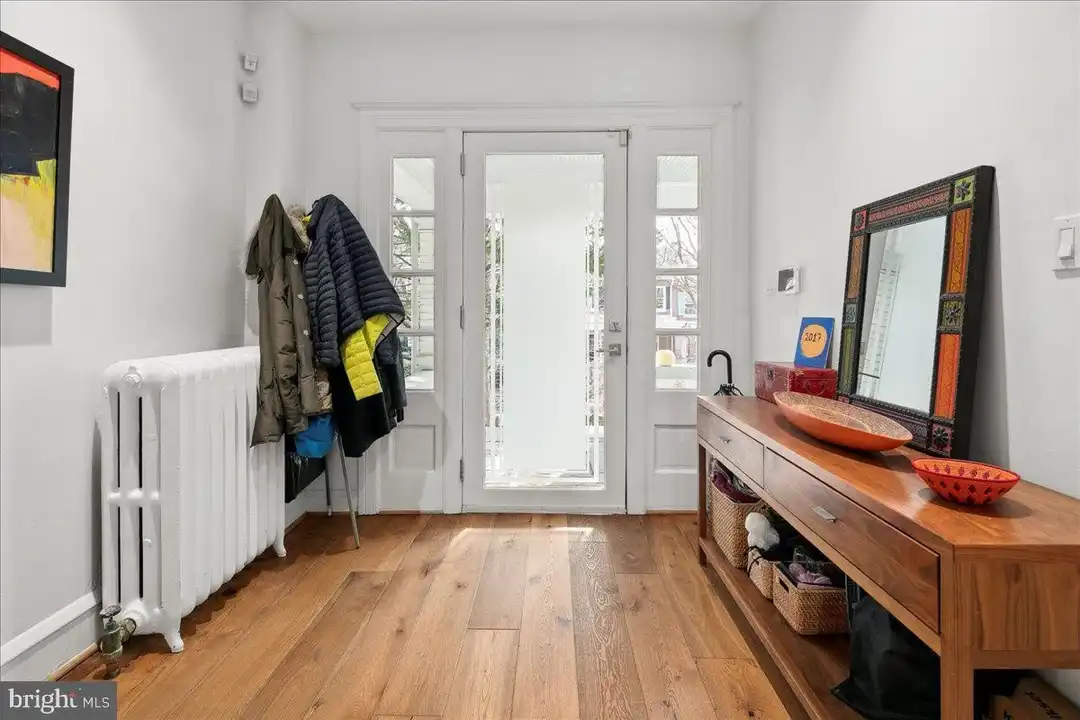 2017 Klingle Rd NW - More