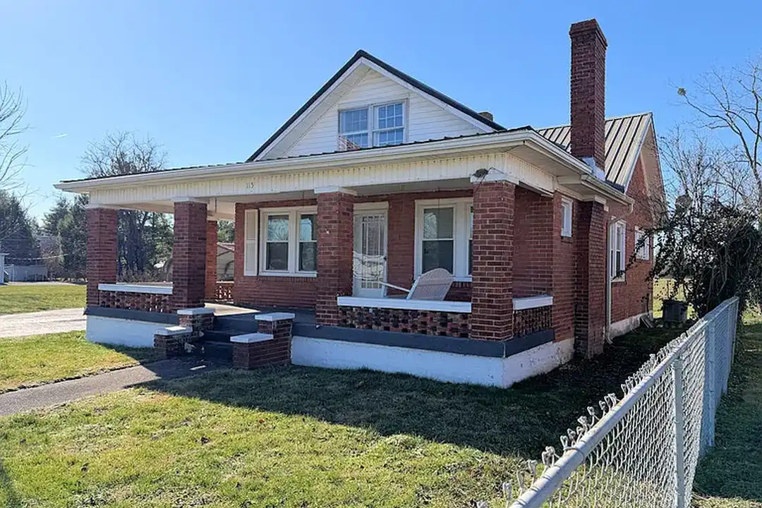 145 Lancaster St