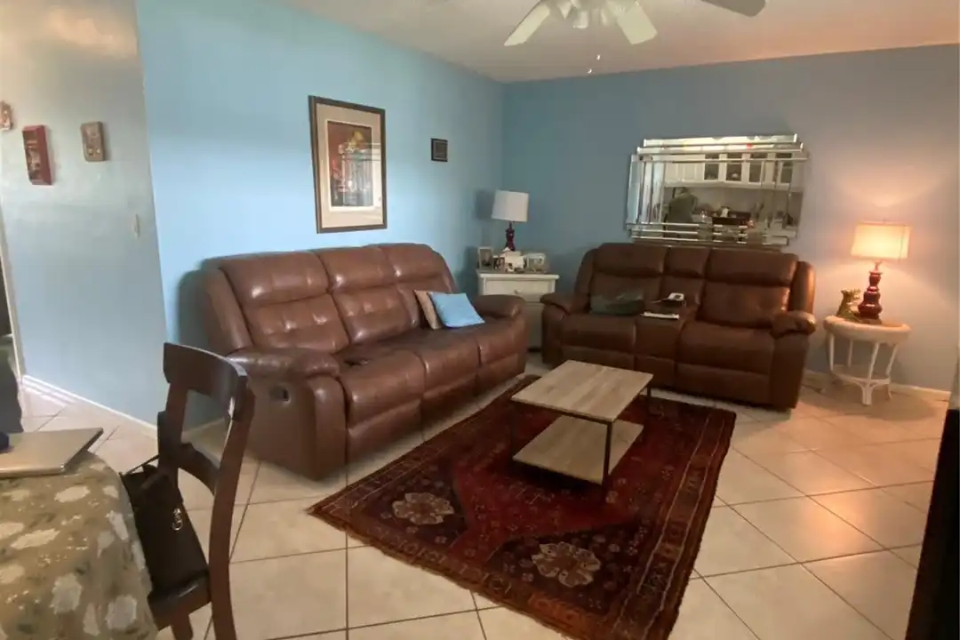 2100 NE 38th St unit 216 - View 5
