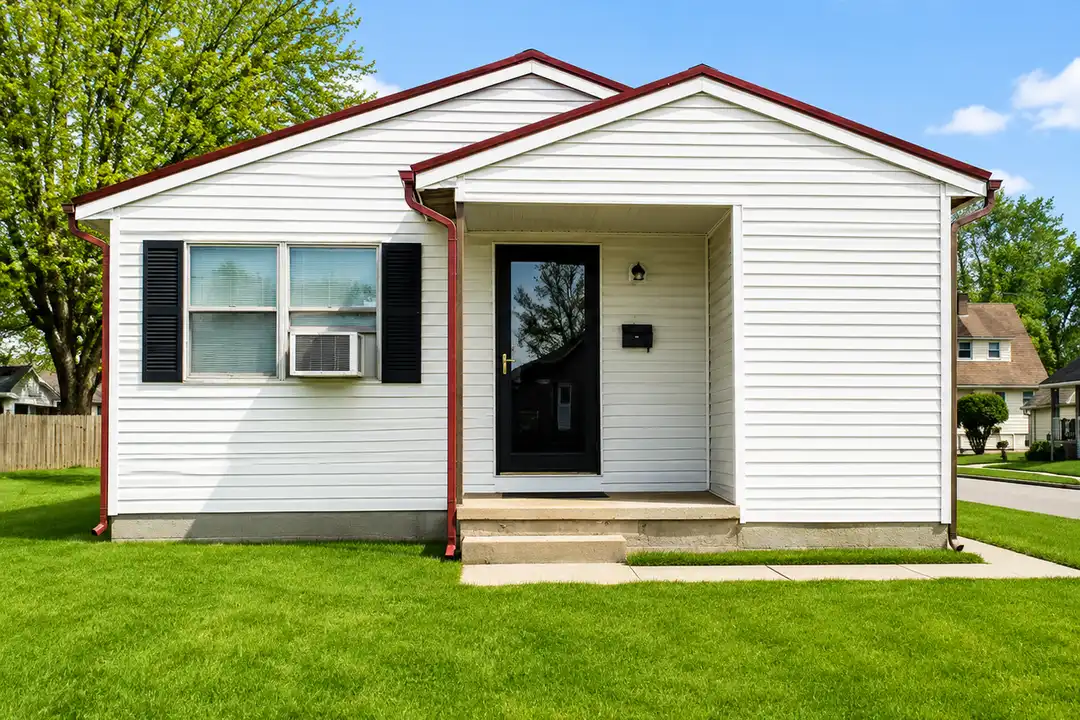 270 Everett Ave – photo 1