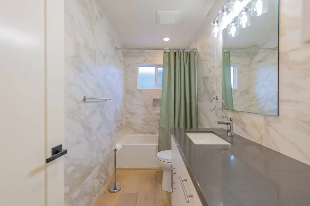511 Burnham Rd - View 5