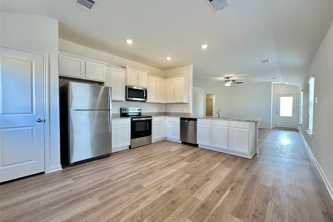 205 Paradise Cyn Dr - View 2
