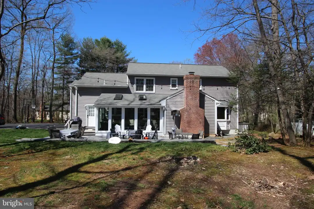House in Oakton - View 4