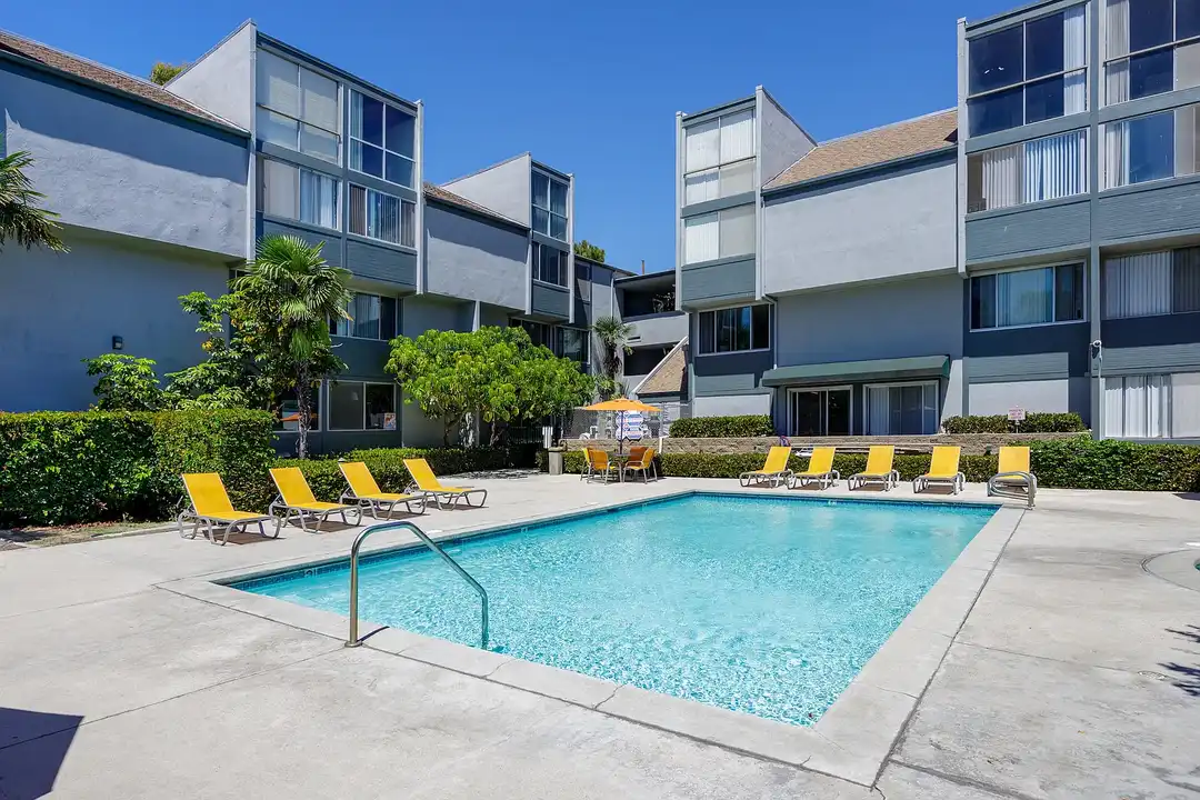 Apartment in Los Angeles, Venice Canal Historic District, Venice - View 2