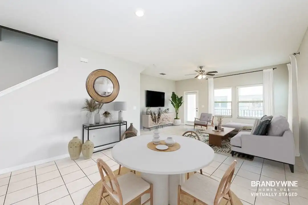 5580 Mercado Dr - View 3