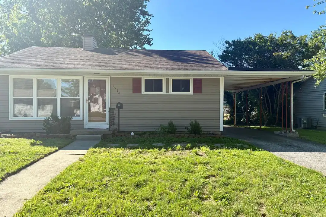 1514 Elliott Ave – photo 1 of 16