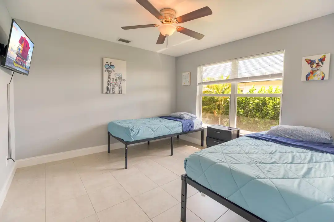 4834 Tudor Dr unit 4834 - View 5
