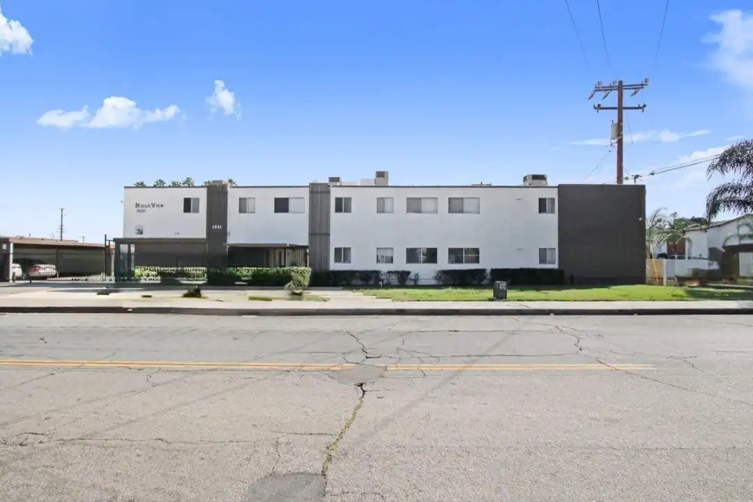 1551 E Date St unit 10 – photo 1