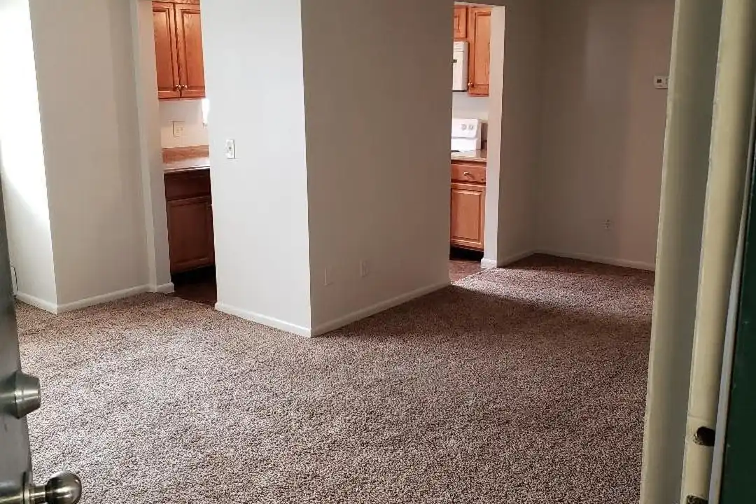 120 Riverside Ct unit 32 – photo 1