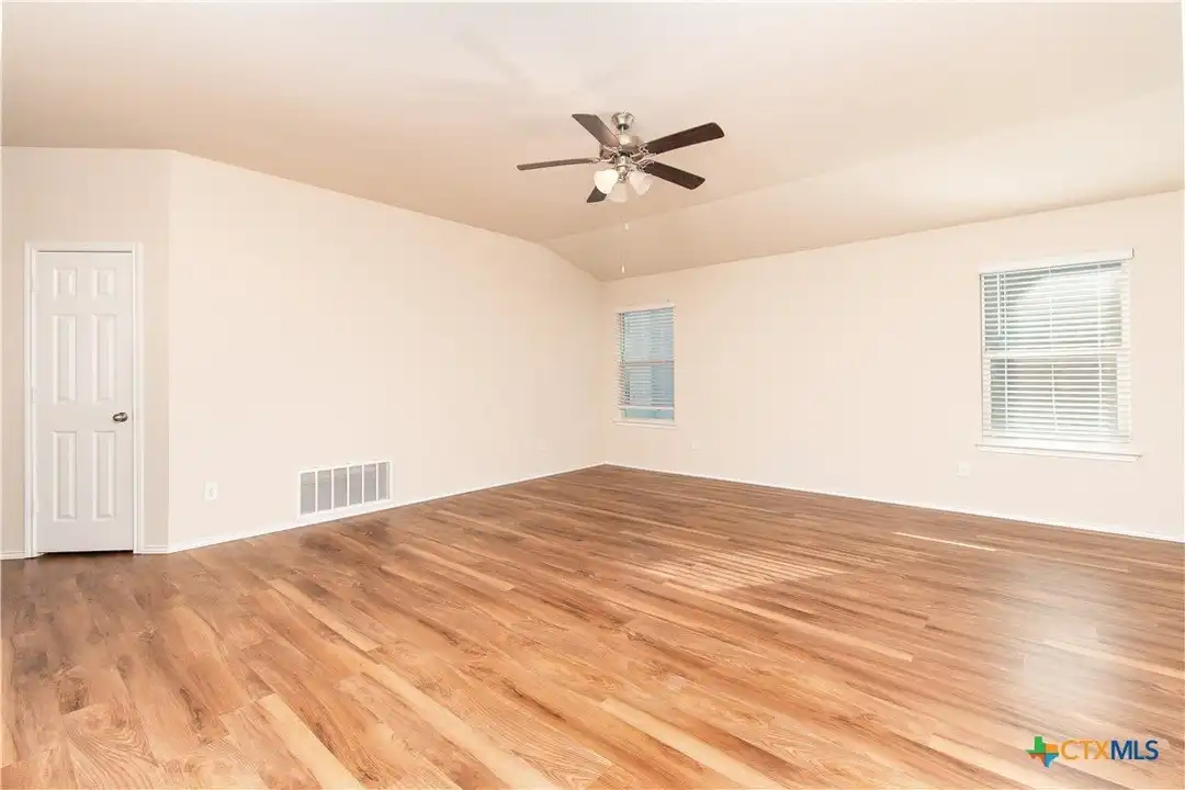 House in Copperas Cove - View 3