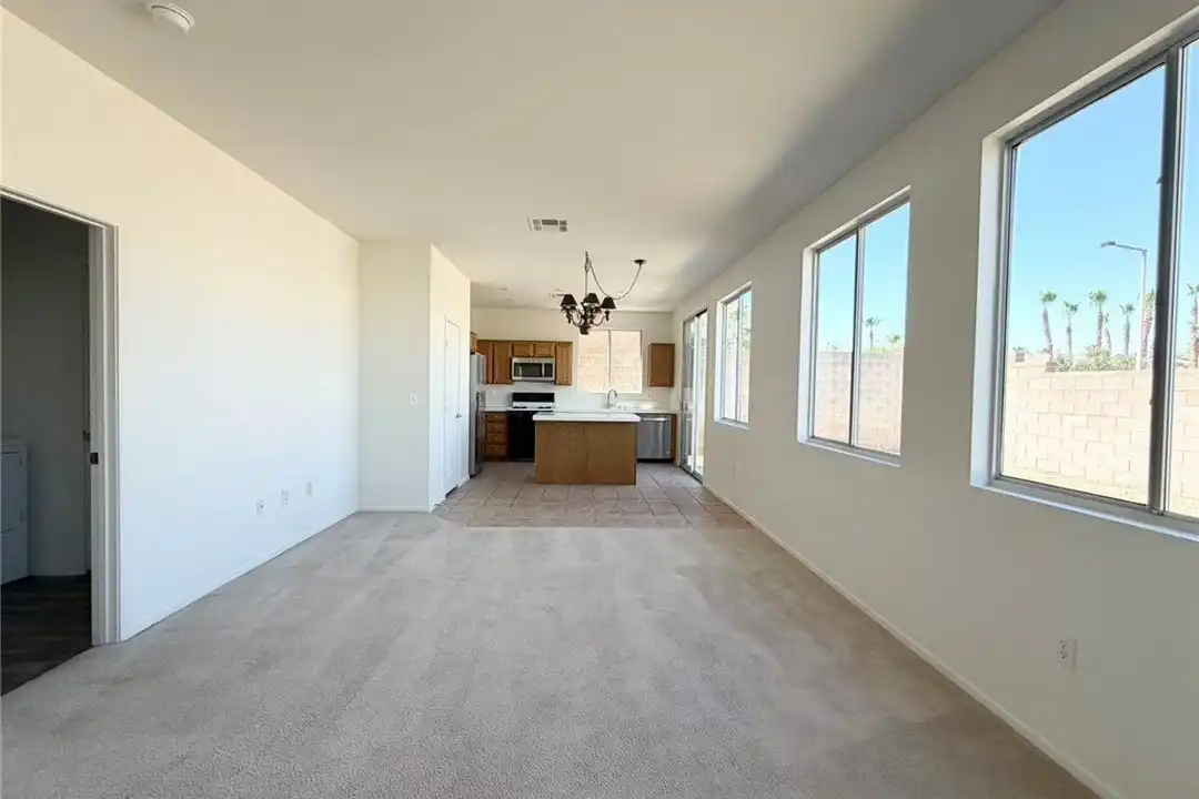 10208 Turin Pl - View 4