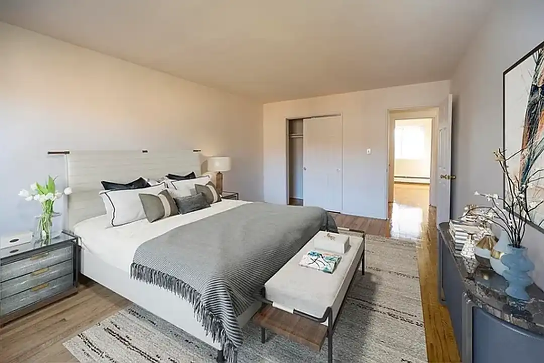 Pineview Gardens - View 5