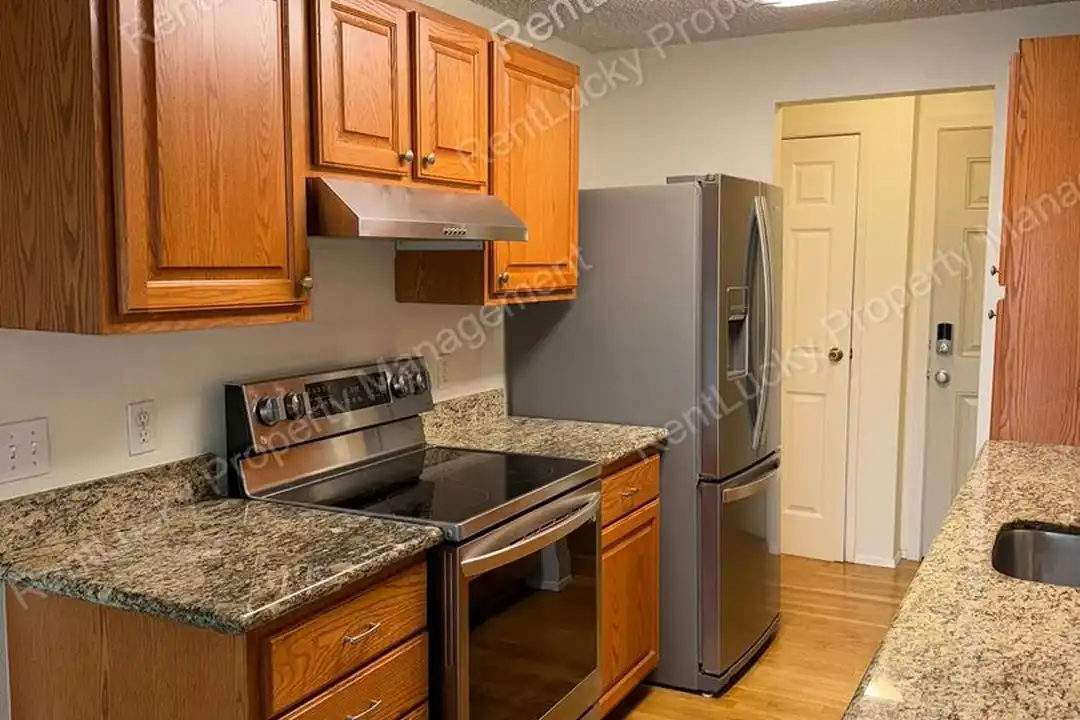 12510 NE 117th Pl - View 5