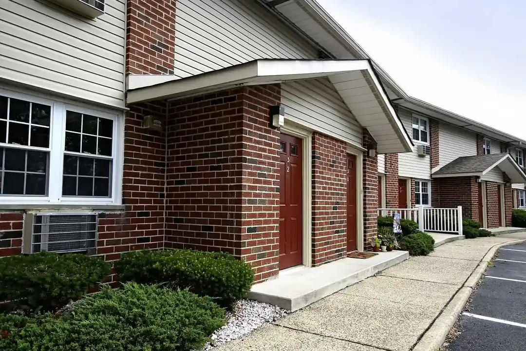 University Park Apartments – photo 1 of 20