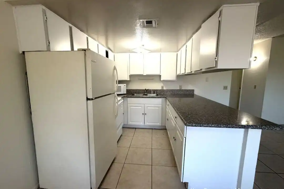 3440 Civic Center Dr - More
