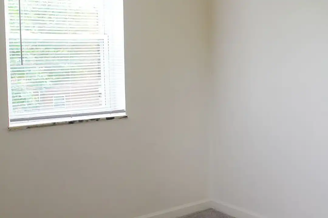 LongView Apartments – photo 1