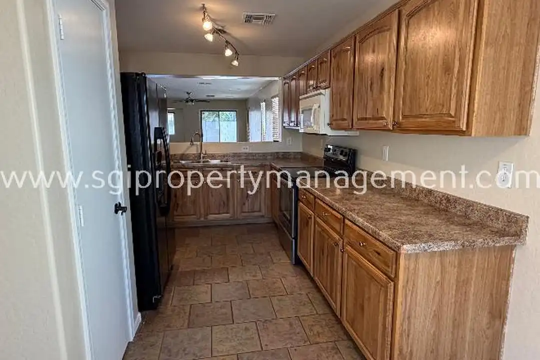 383 E Anastasia St - View 2
