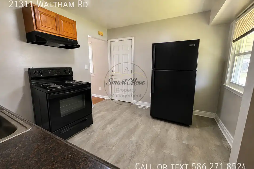 21311 Waltham Rd - View 6