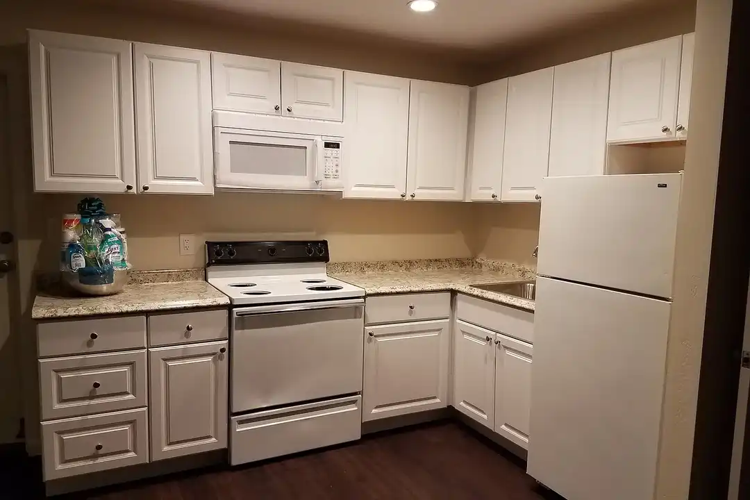 Apartment in San Diego - View 3