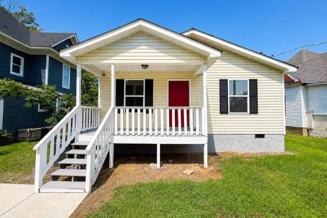 2517 Chamberlain Ave. – photo 1