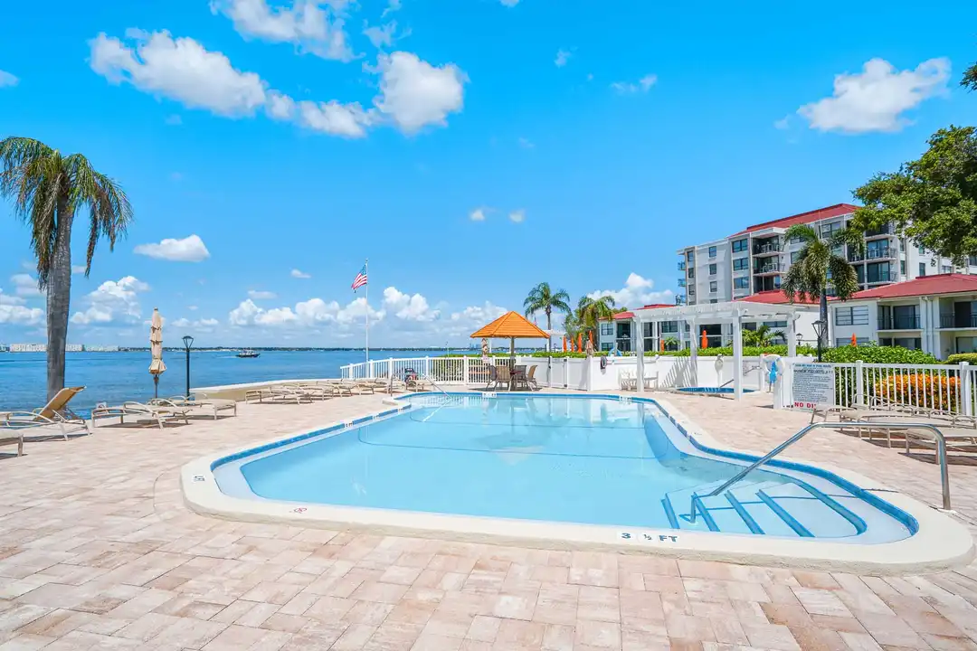 6180 Sun Blvd unit 506 - View 2